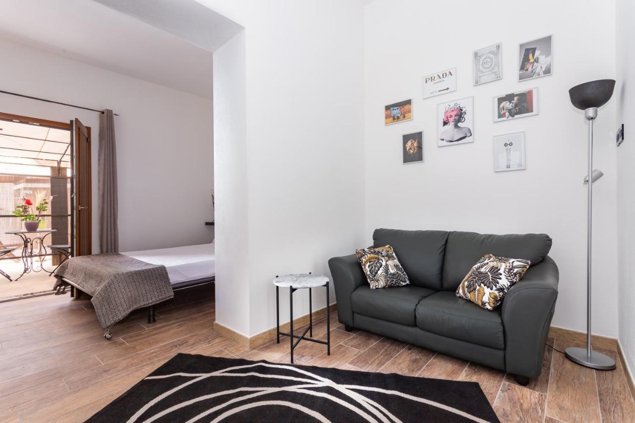 Living G Room Cagliari Kültér fotó